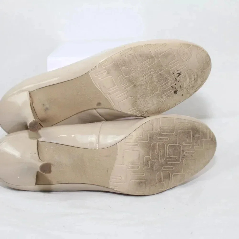 UNISA ladies Heels - Picture 7 of 8